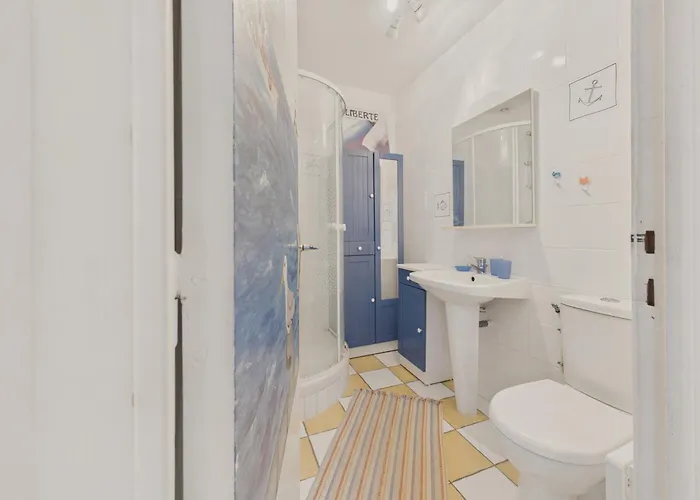 Holiday home Maison Pour 4 Avec Jardin Sur