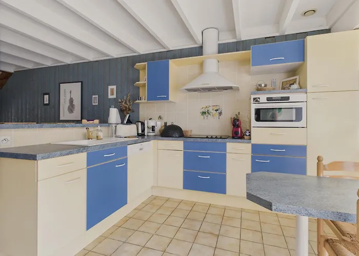 Holiday home Maison Pour 4 Avec Jardin Sur Guerande